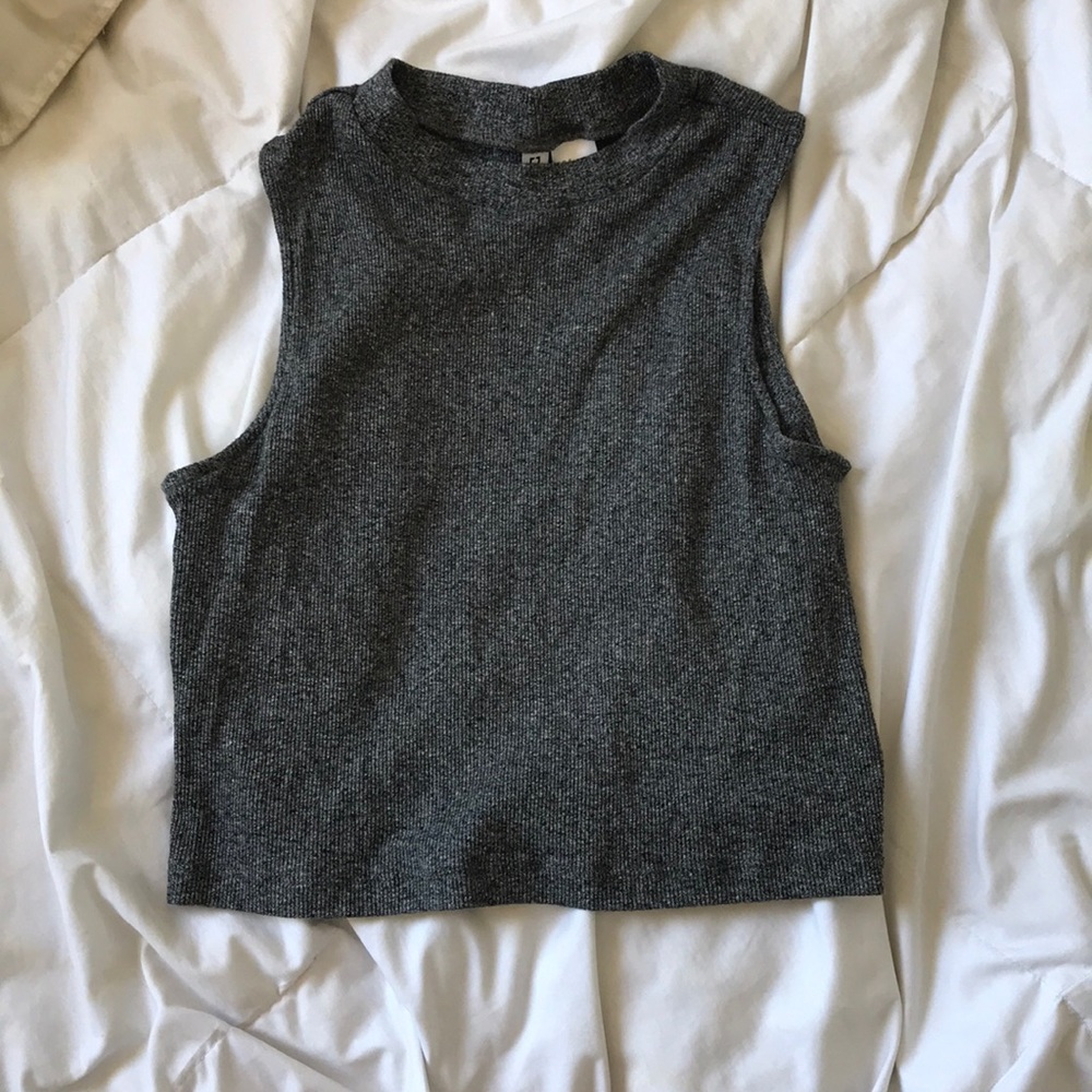 H&M charcoal grey crop top tank